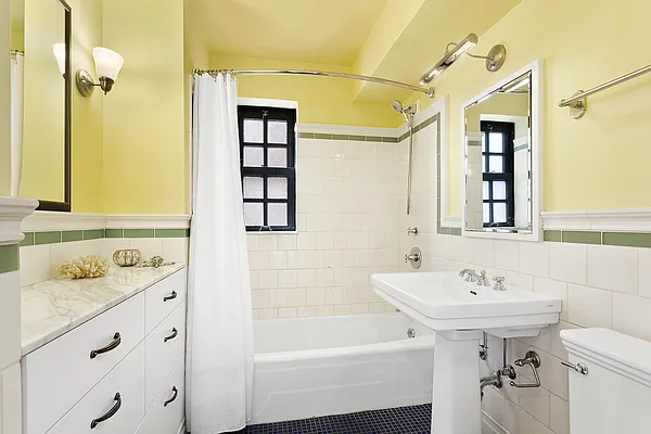 Rented by Corcoran | media 11