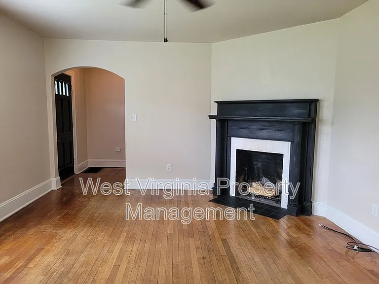 265 Court St — Photo 2