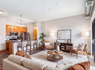 4525 Park Commons Dr Unit 205, Saint Louis Park, MN 55416