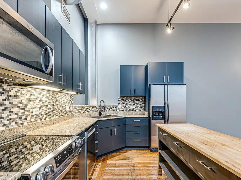1312 Live Oak St #223 — Photo 9