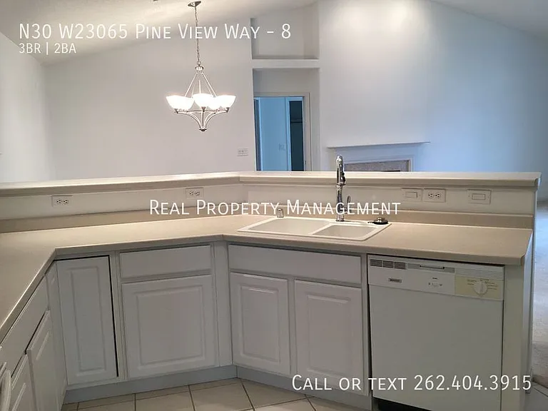 N30W23065 Pineview Way #8 — Photo 7
