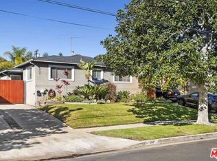 7437 S Arizona Ave, Los Angeles, CA 90045