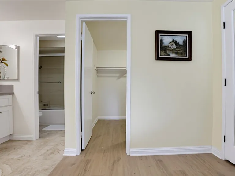 2508 Navarra Dr #403 — Photo 28