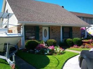14 Mustang Ln, Saint Rose, LA 70087