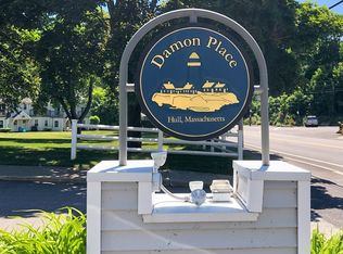 26 School St APT 211, Hull, MA 02045