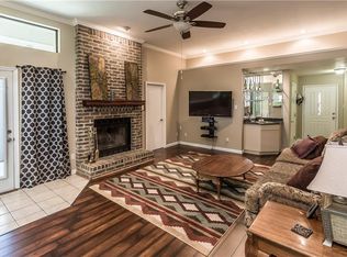 100 Misty View Ln, Roanoke, TX 76262