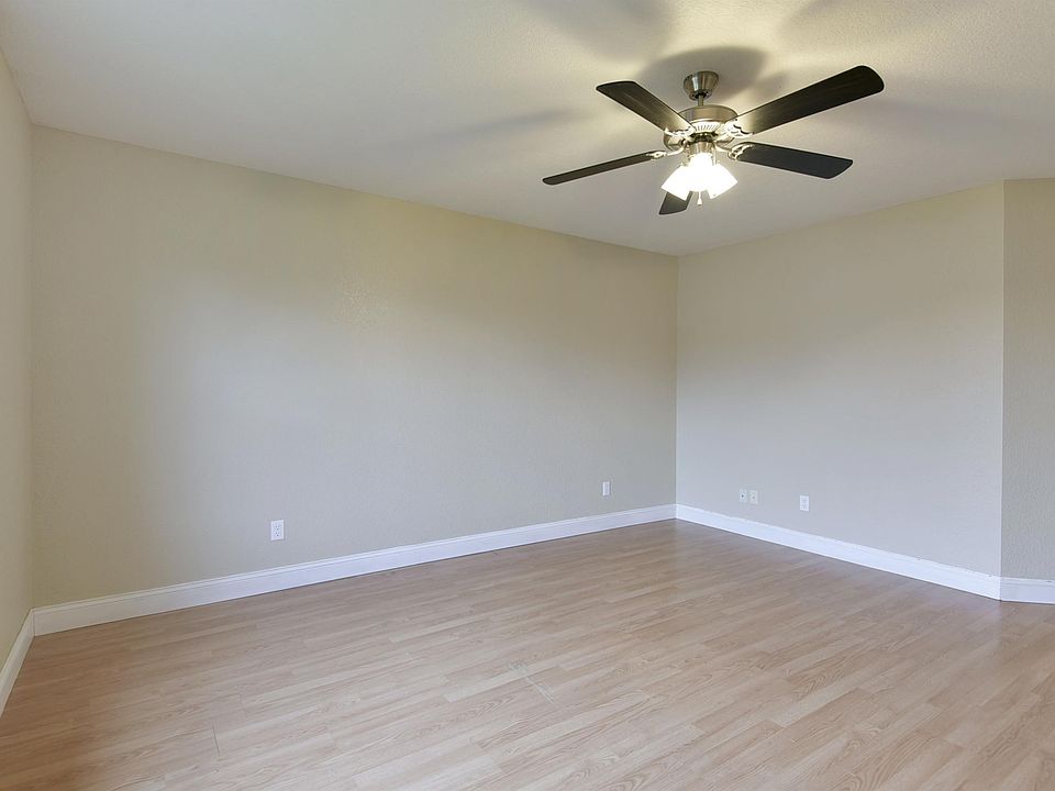 Cabool Duplexes 1006 Parkway Dr Cabool MO Zillow