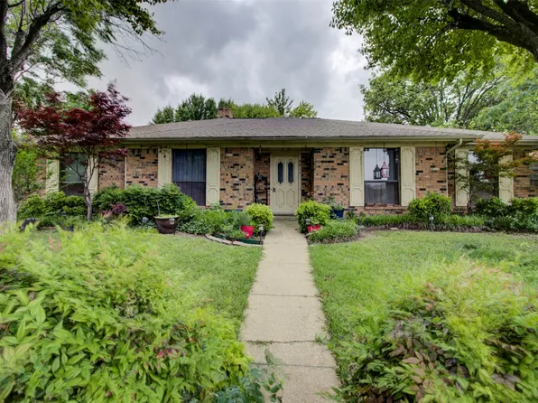 4813 Vera Cruz Dr, Garland, TX 75043