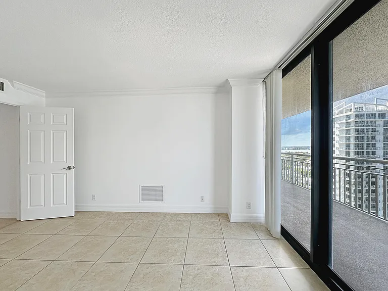 3000 N Ocean Dr #19B — Photo 11
