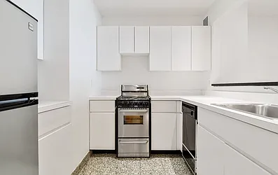 Rented by Mossanen Group