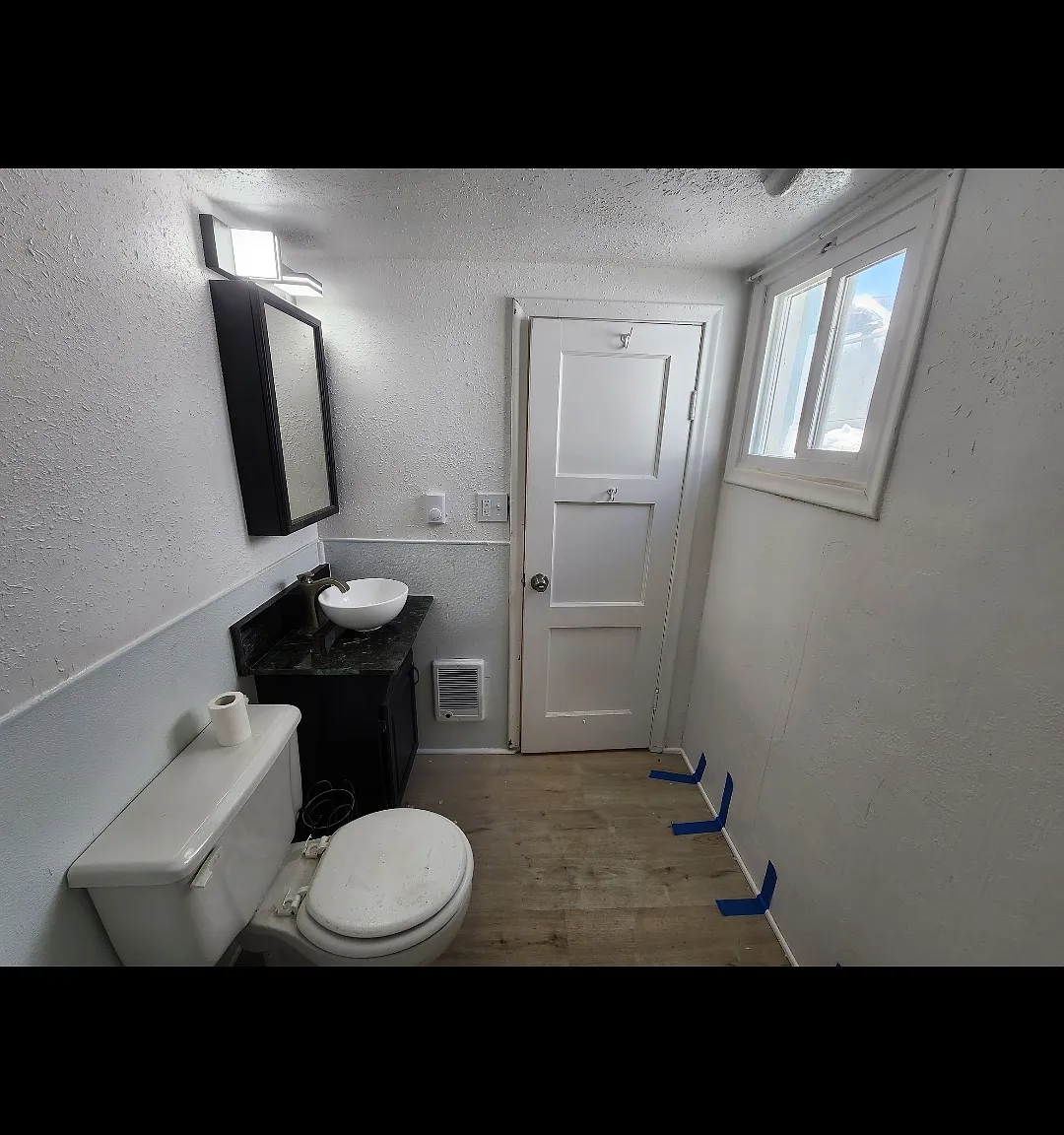 2 bed, $900 — Photo 2