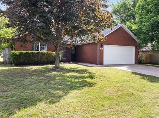 87 Northaven St, Farmington, AR 72730