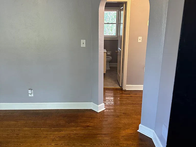 2521 Chatham St NW — Photo 6