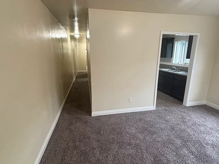 3966 S Hobart Blvd — Photo 5