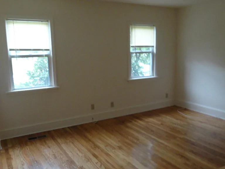 Soundview Apartments — Photo 9