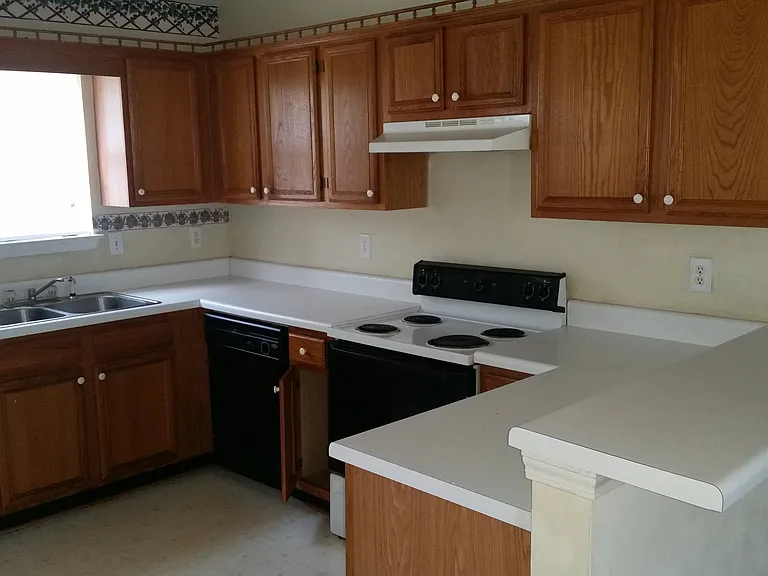 1187 Foxwood Dr — Photo 11