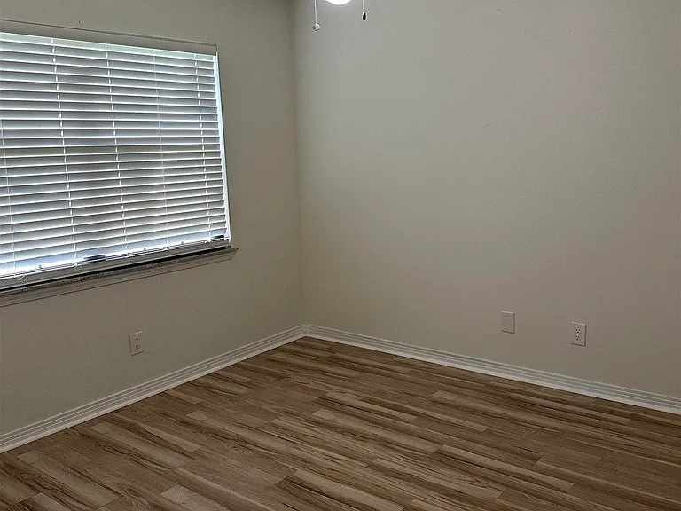 518 Chanterelle Ct — Photo 9