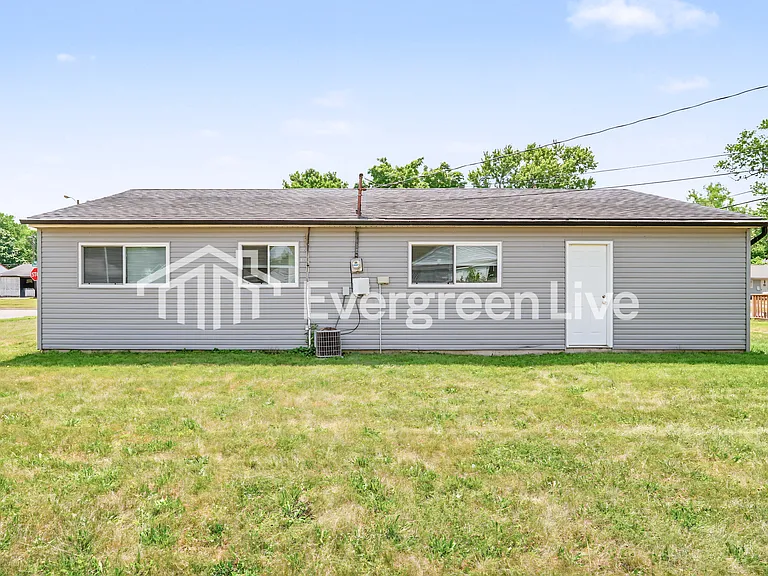 3685 Shoreline Dr — Photo 15