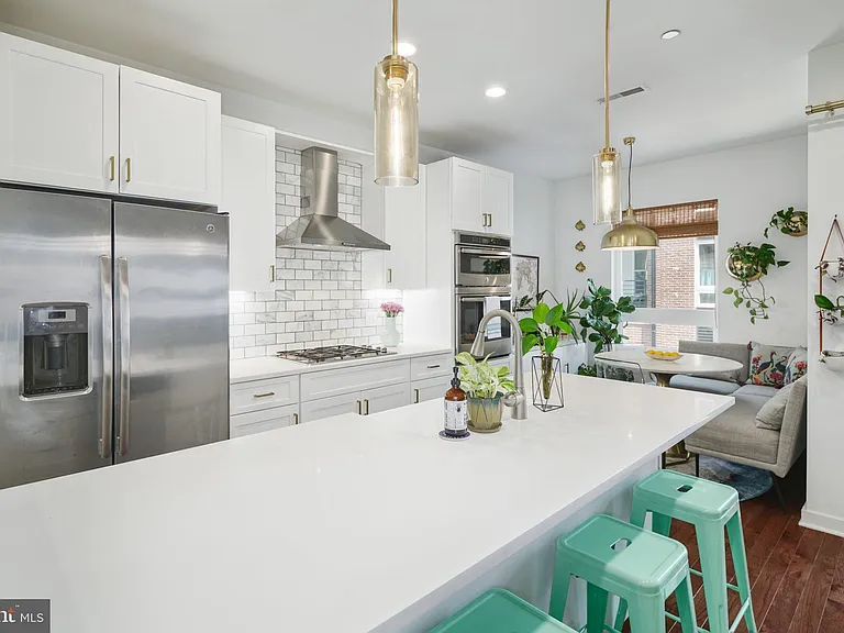 159 E Allen St #1 — Photo 13
