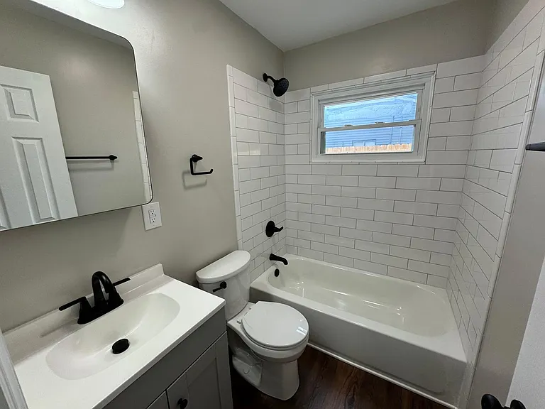 3102 Huntington Dr — Photo 6