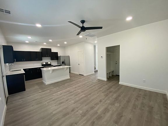 5th image of 13514 Vinita Dr