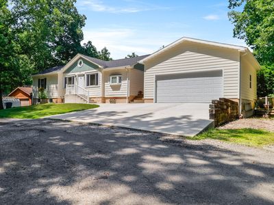 1401 Oriole Rd, Valparaiso, IN, 46383