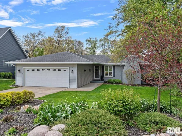 767 Pecan Point, Petersburg, IL 62675