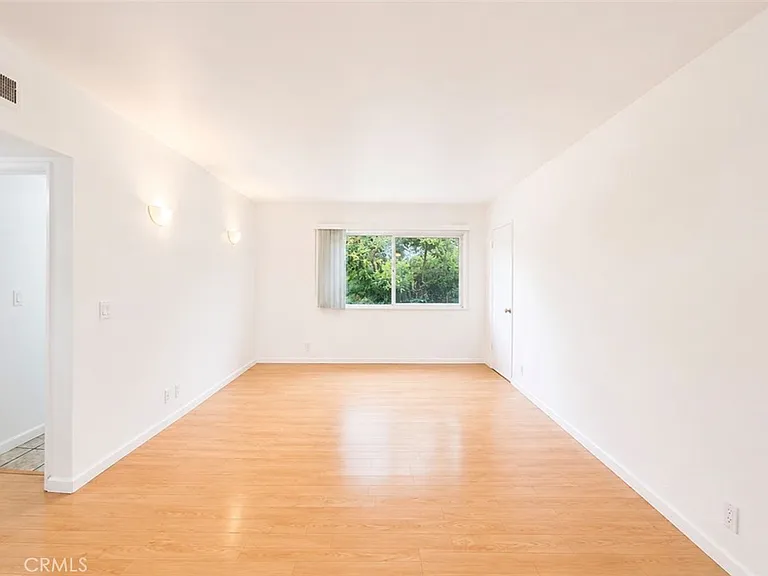 231 S Catalina Ave #6 — Photo 10