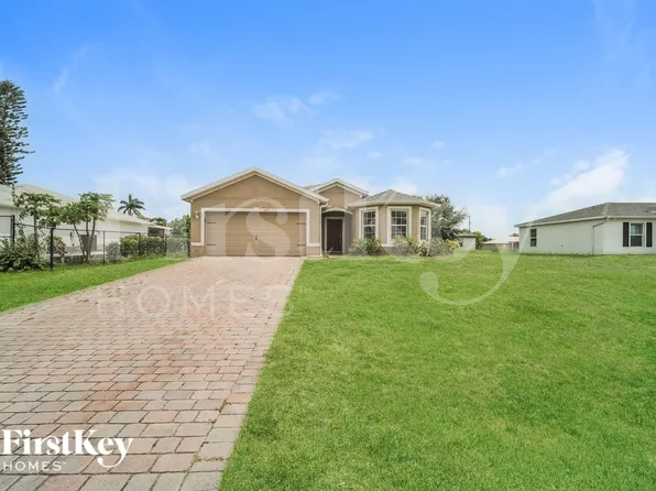 217 NW 9th St, Cape Coral, FL 33993