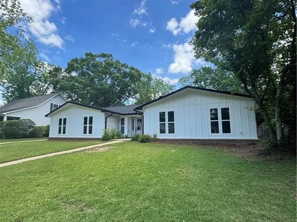2333 Huffman Dr W, Mobile, AL 36693