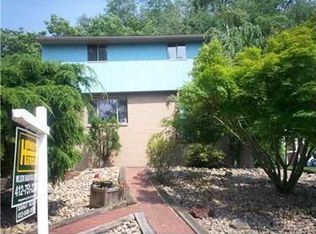 524 Friendship Dr, McKeesport, PA