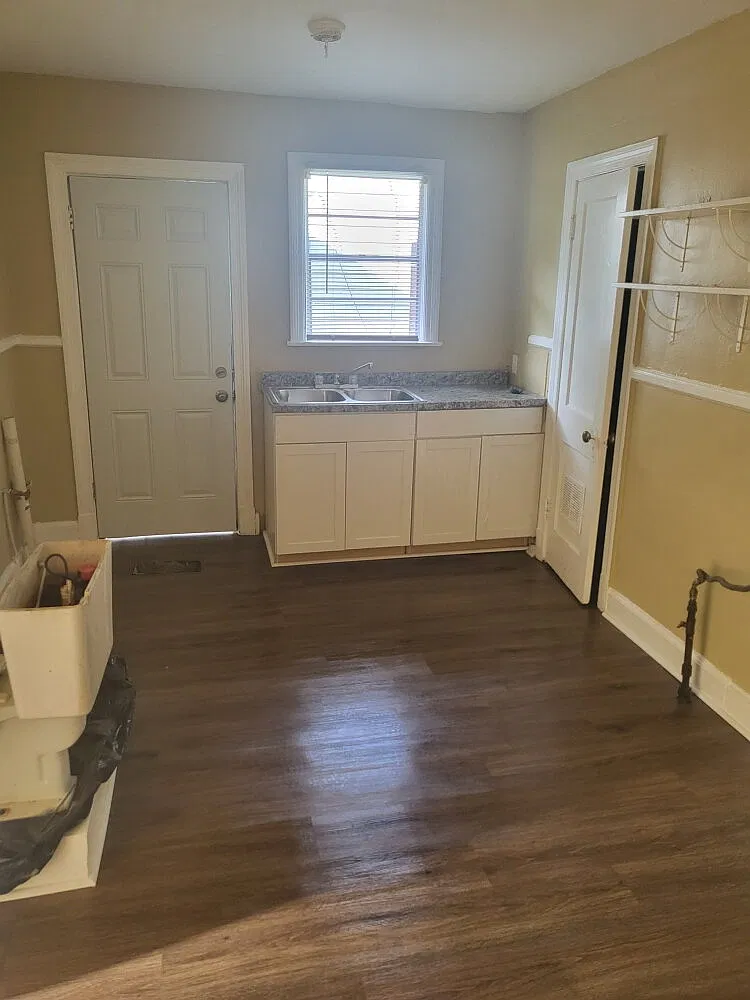 1 bed, 1.0 bath, $700 — Photo 4