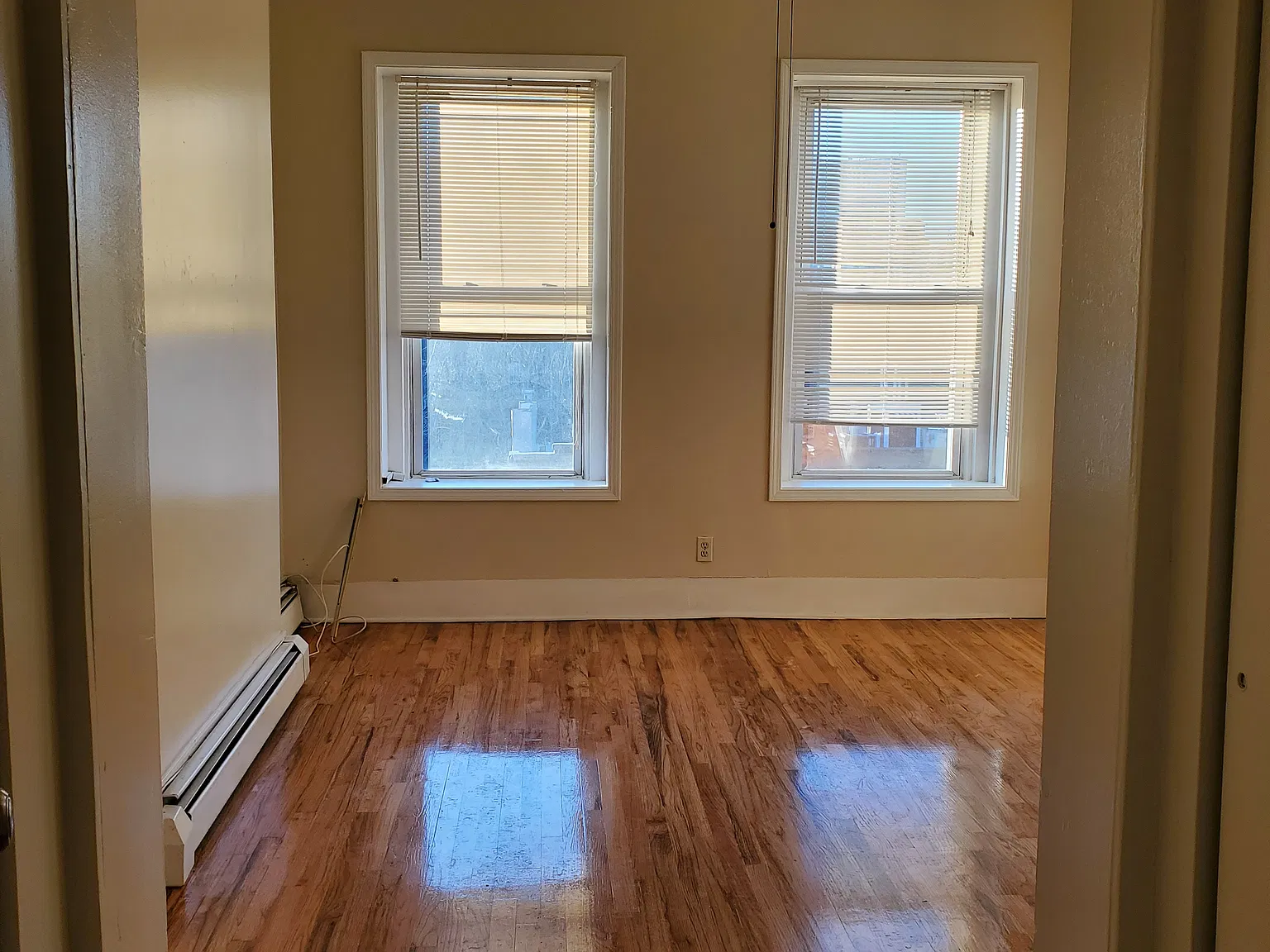 1 bed, 750 sqft, $2,312 — Photo 3