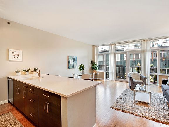 5th image of 2717 Western Ave APT 5016
