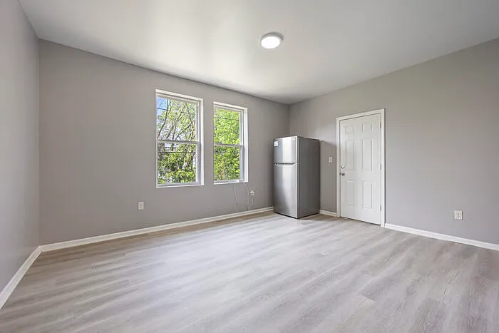3407 Fairview Ave #12 — Photo 5