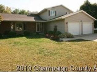 203 E Fawn Dr, Mahomet, IL