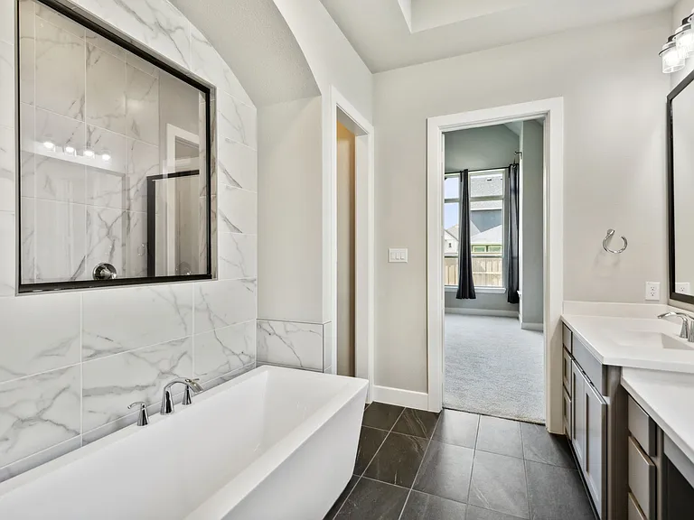 4131 Sandhills Ln — Photo 27