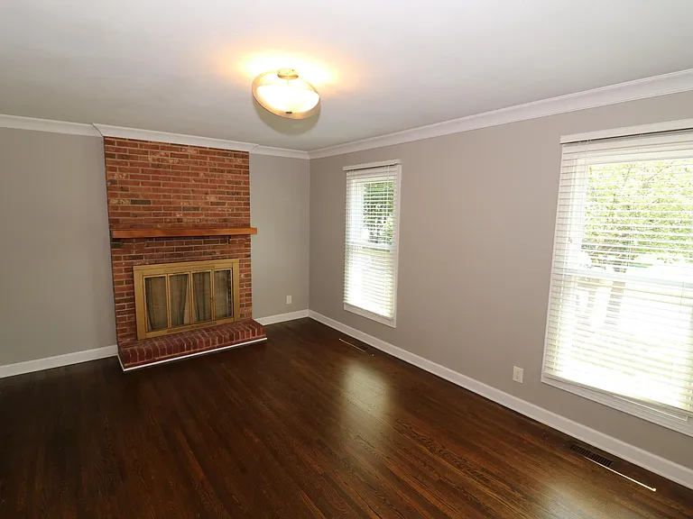 5410 Londonderry Rd — Photo 10
