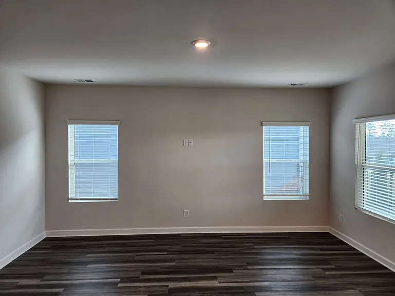 8808 Pennegrove Cir — Photo 9