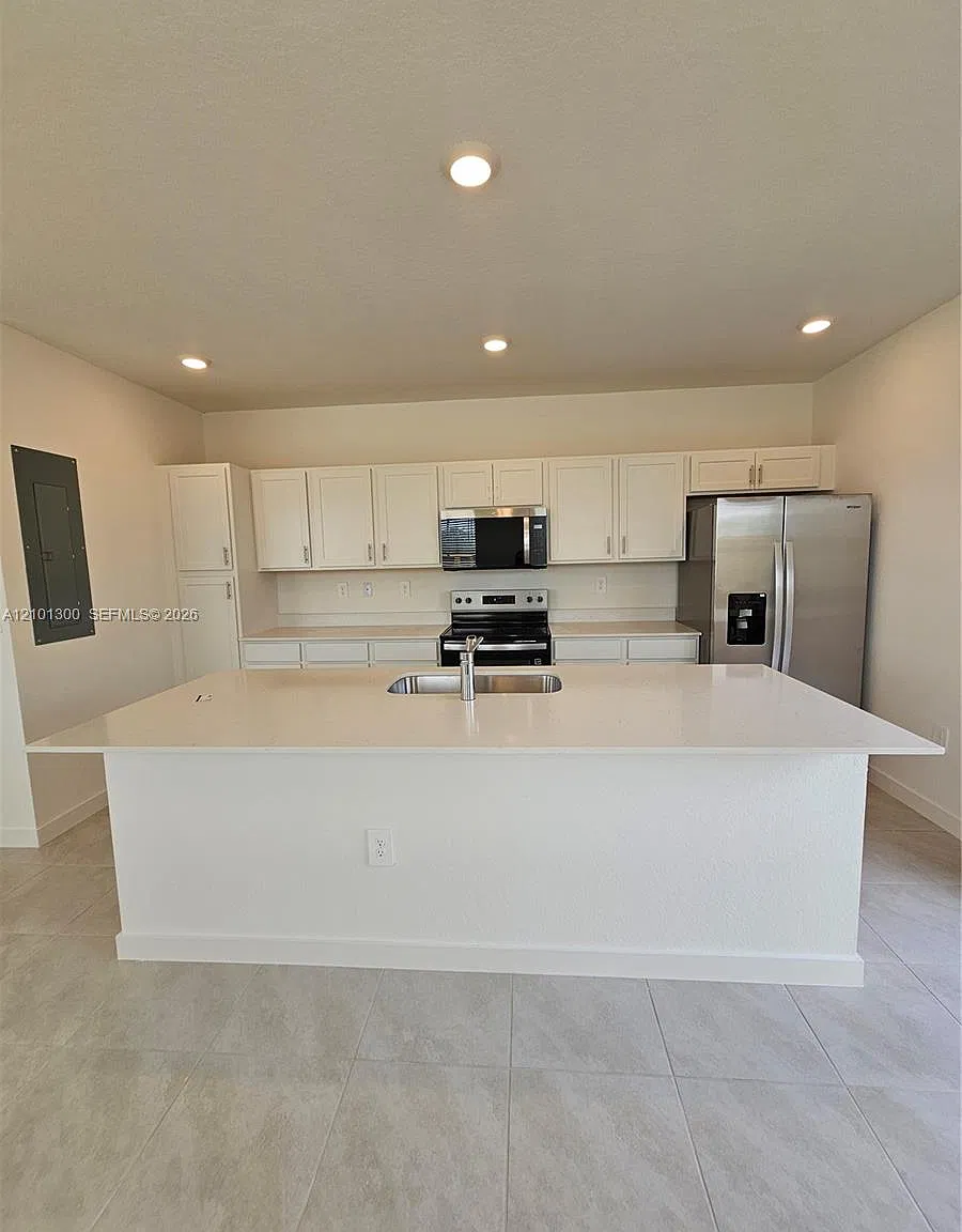 Miami Land And Developmen — Photo 3