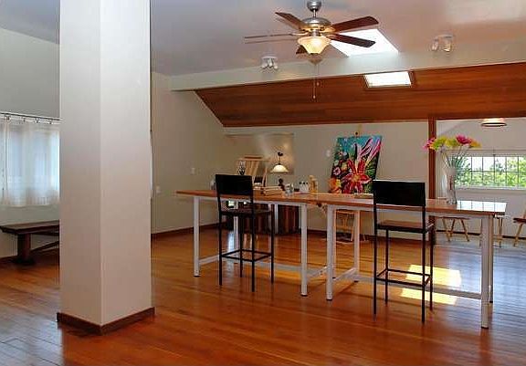 5th image of 408 Escalona Dr