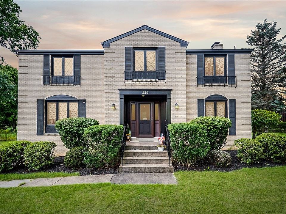 1st image of 259 Courtney Pl