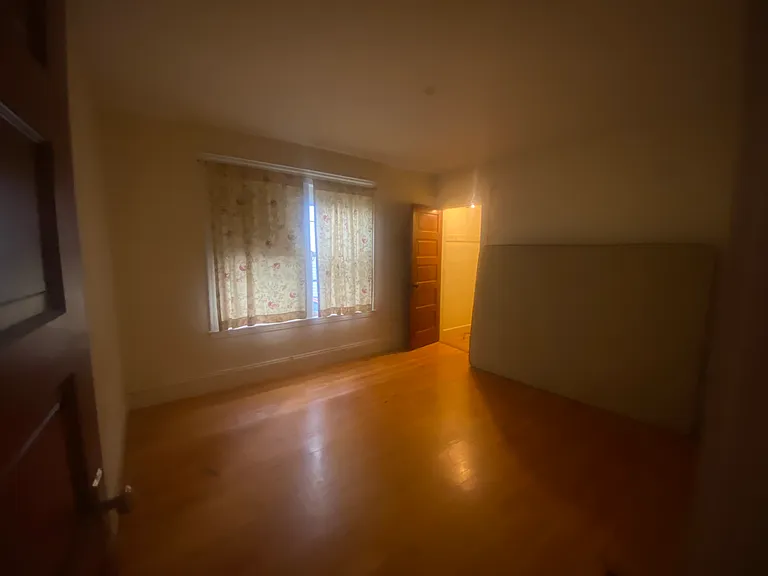 814 Belmont St #1 — Photo 17