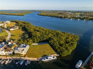 2905 Marsh Island Ln, Vero Beach, FL 32963