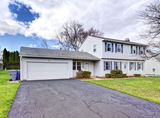 16 Renee Ln, Enfield, CT 06082