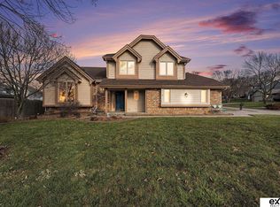 15054 Patterson Dr, Omaha, NE 68137