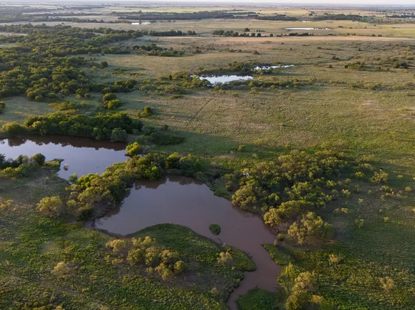 Gilbert Rd, Nocona, TX 76255