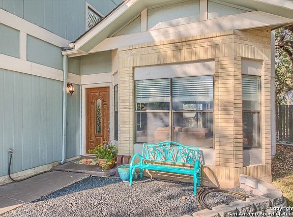 3rd image of 17031 Vista Park Dr