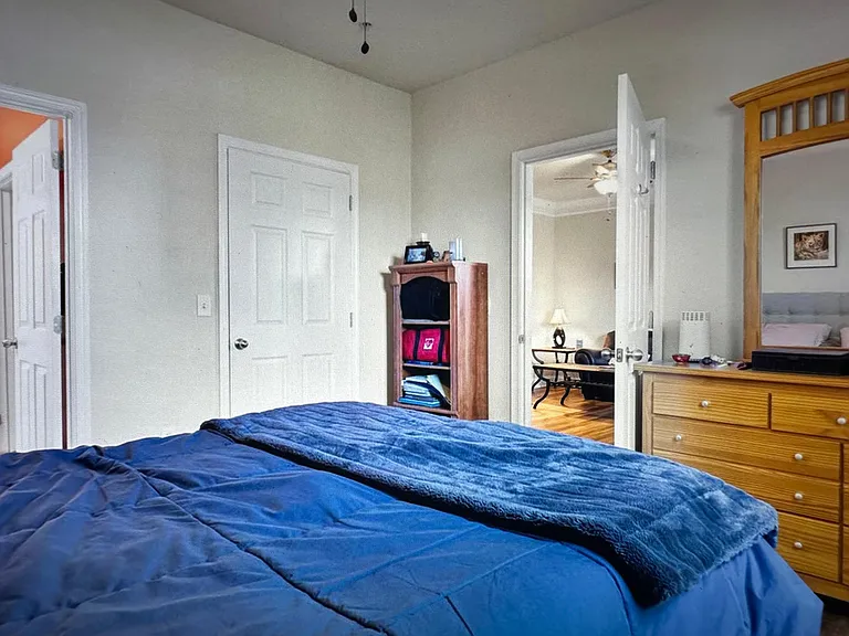 501 Hungerford Dr #P81 — Photo 7