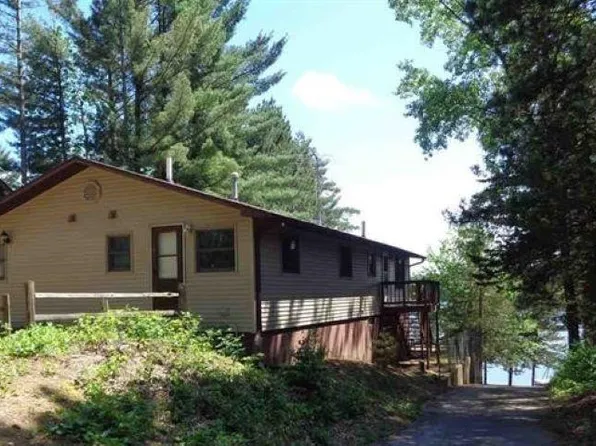 W5607 Aspen Rd, Wild Rose, WI 54984